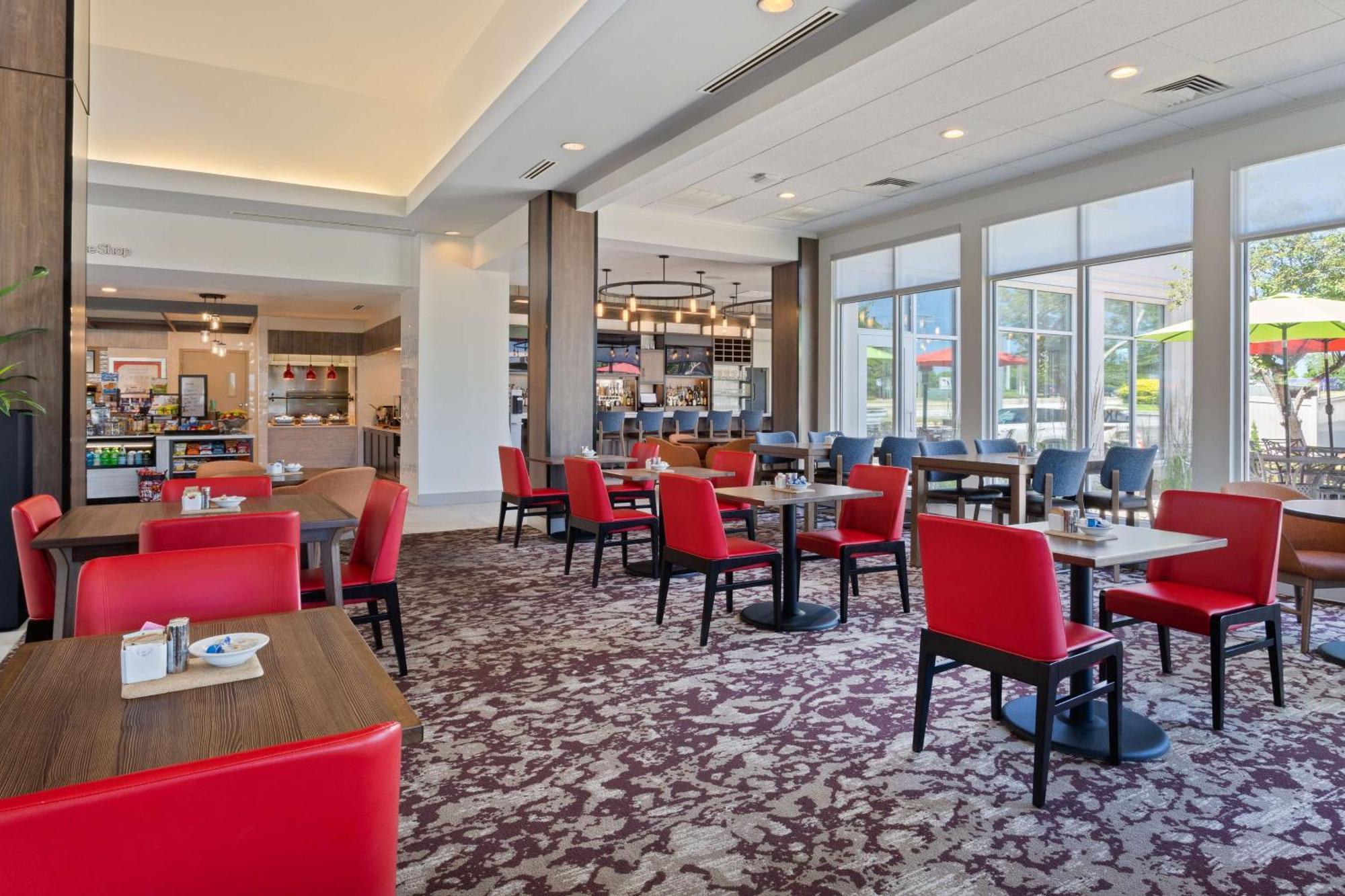 Hilton Garden