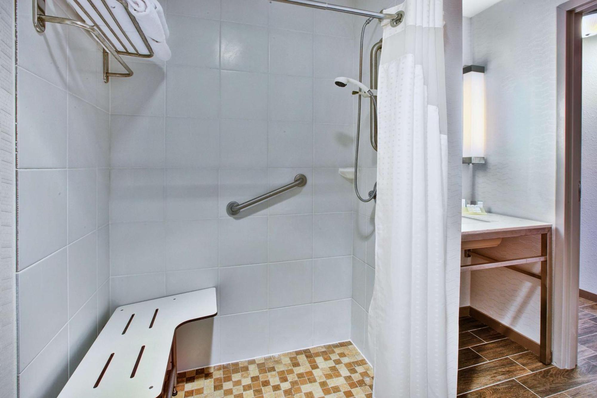 Hilton Garden 3*