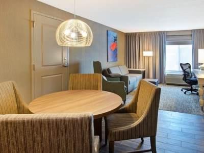Hilton Garden 3*